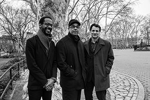 Pérez / Patitucci / Blade