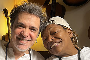 Mart'nalia & Paulinho Moska